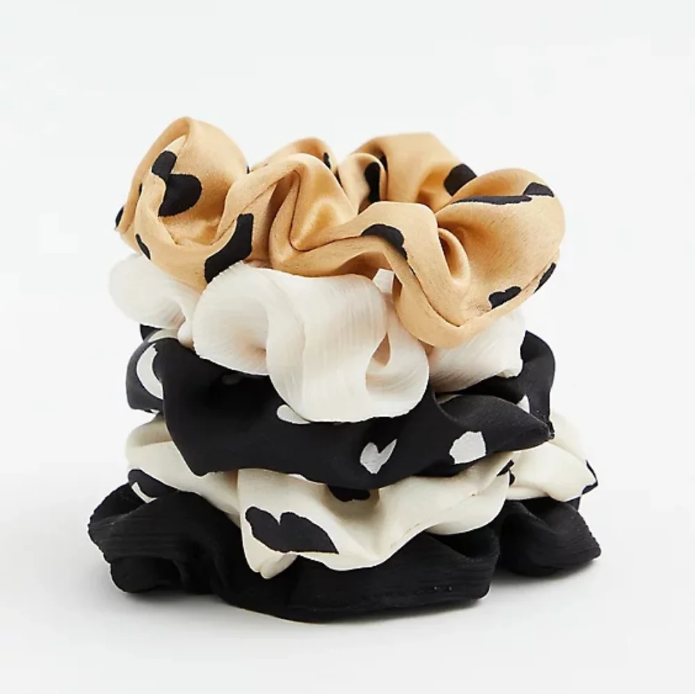 Torrid Polka Dot Hair Ties / Scrunchies